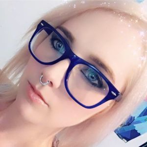 Meet your Posher, Kristin